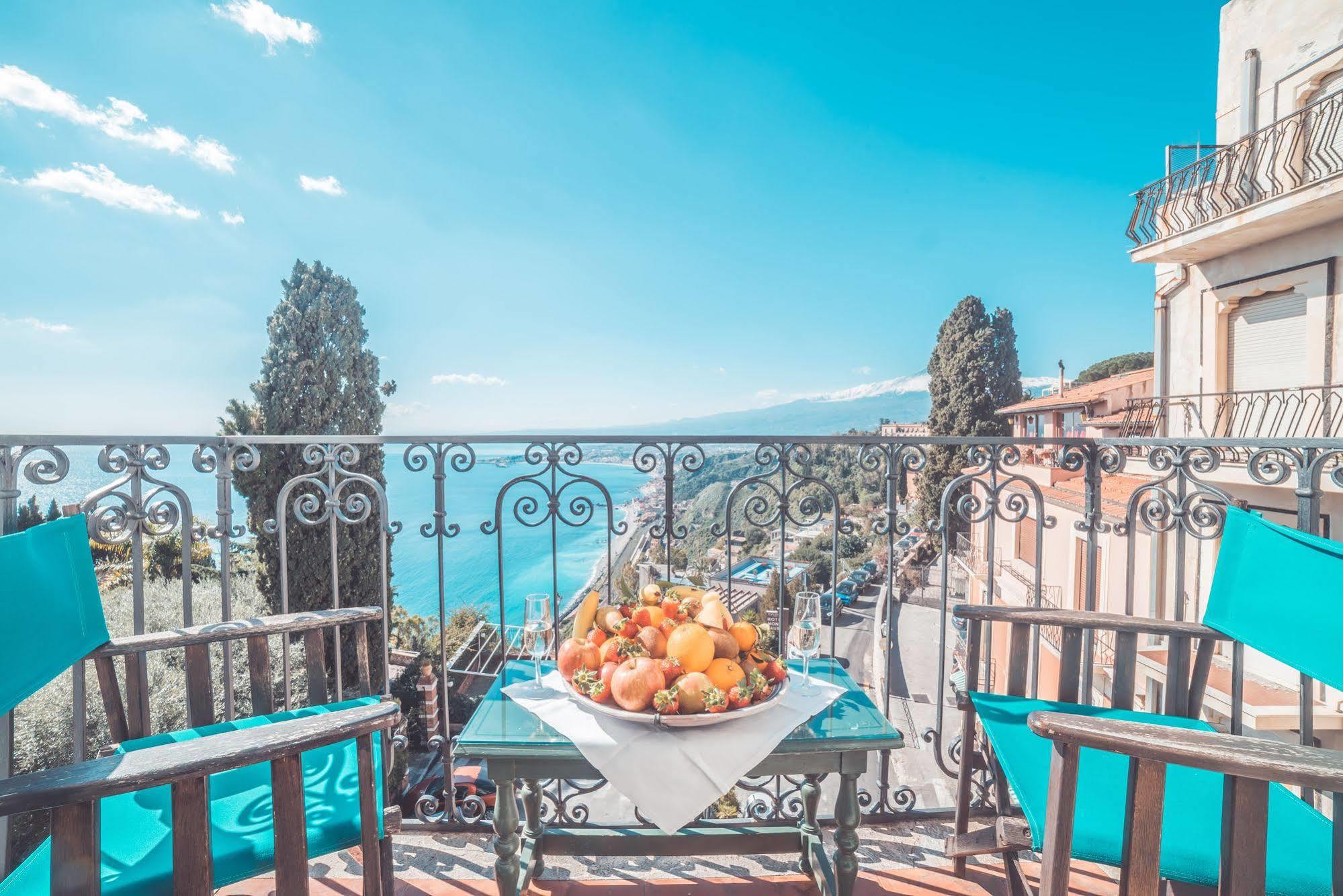 Hotel Villa Paradiso Taormina Exterior foto